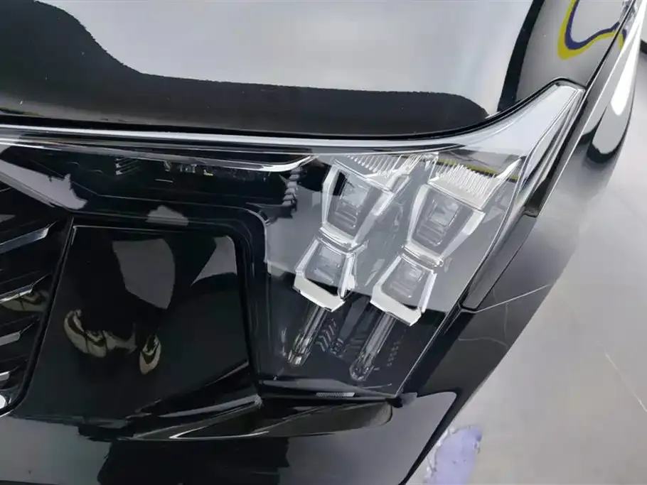 GAC Motor Trumpchi GS8 — фото 8