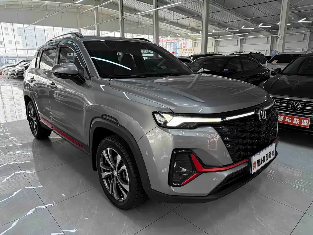 Changan CS35PLUS — фото 3