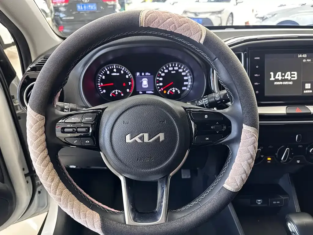Kia KX1 — фото 4