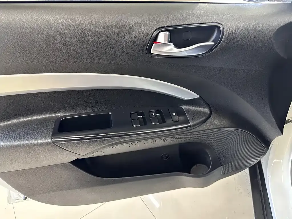 Kia KX1 — фото 7