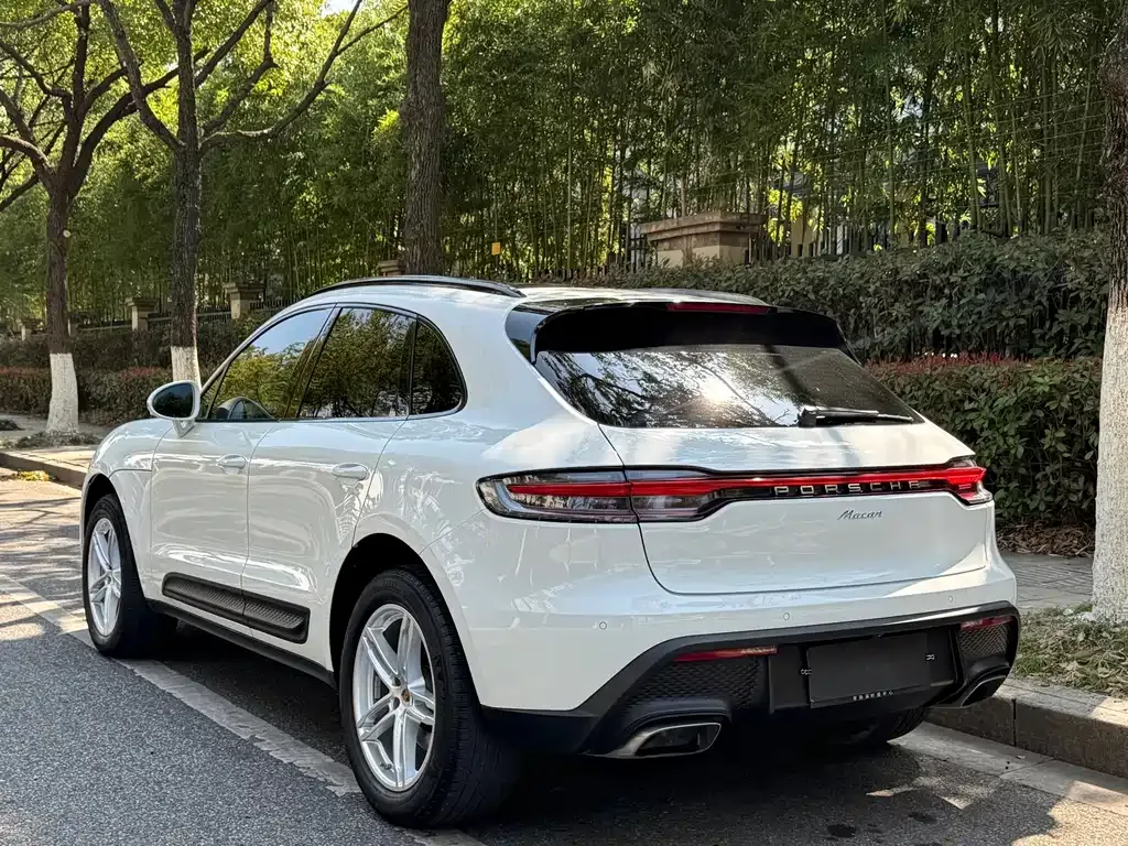 Porsche Macan — фото 8