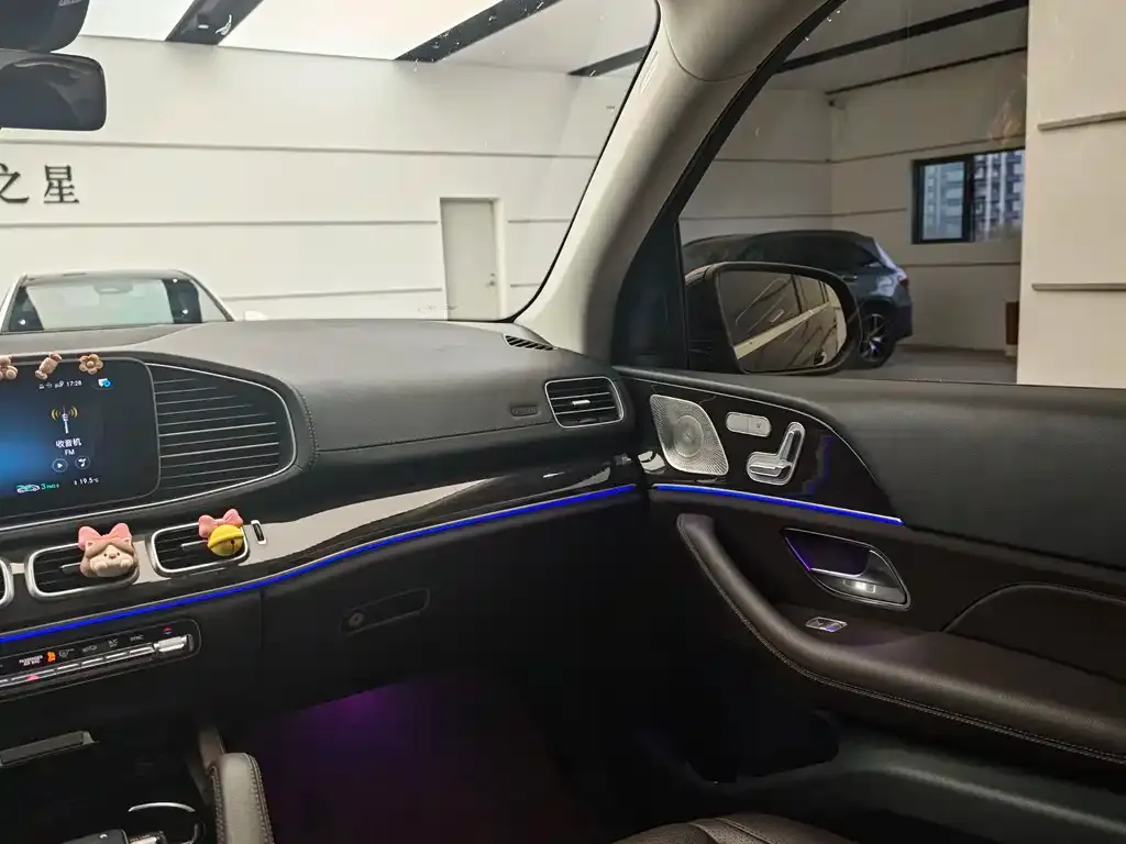Mercedes-Benz GLE — фото 7
