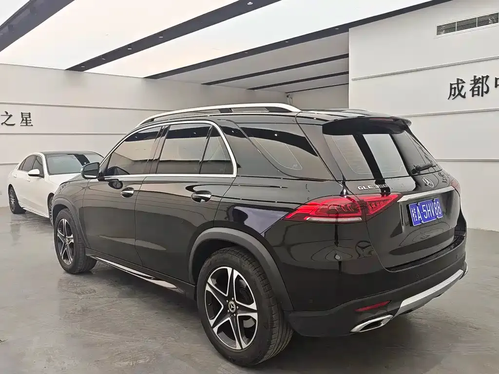 Mercedes-Benz GLE — фото 4