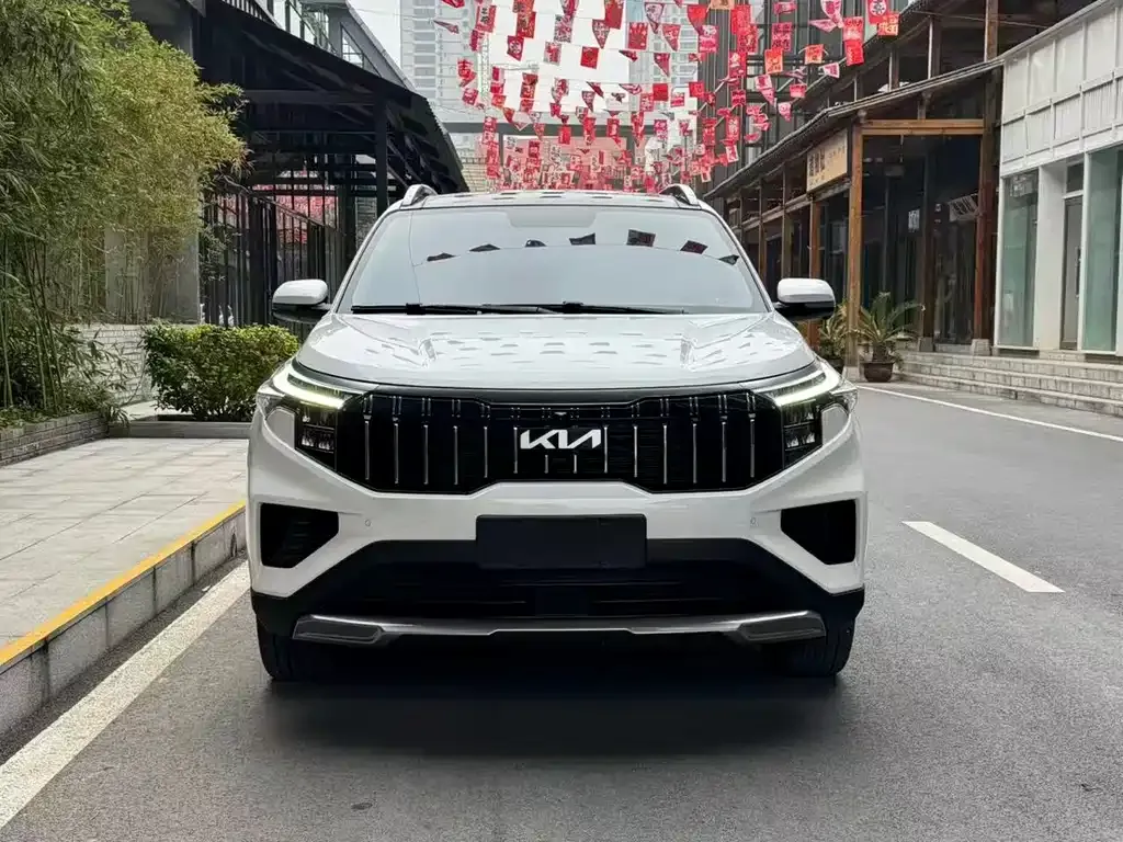 Kia Sportage — фото 10