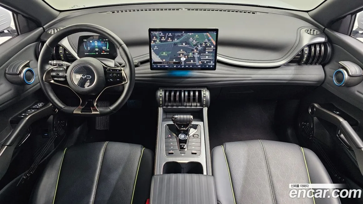 BYD Atto 3 — фото 10