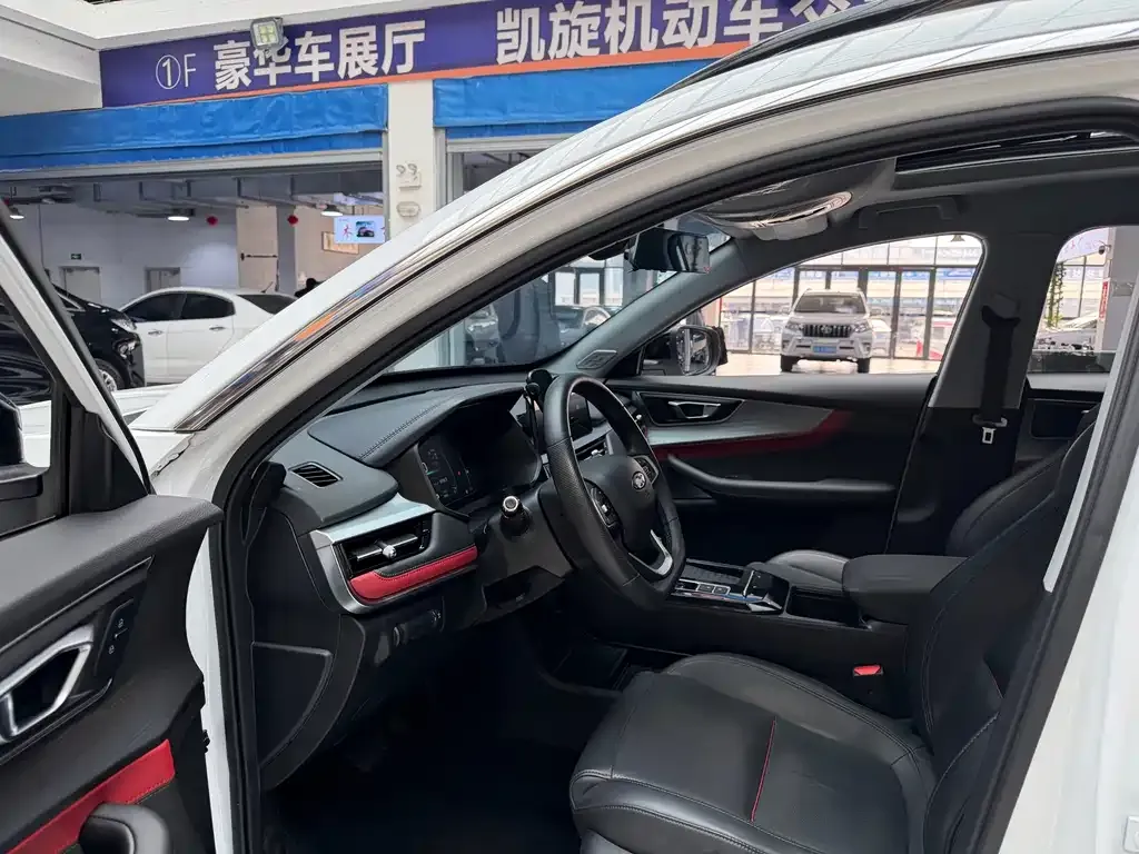 Chery Tiggo 7 — фото 6
