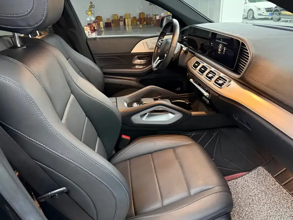 Mercedes-Benz GLE — фото 7