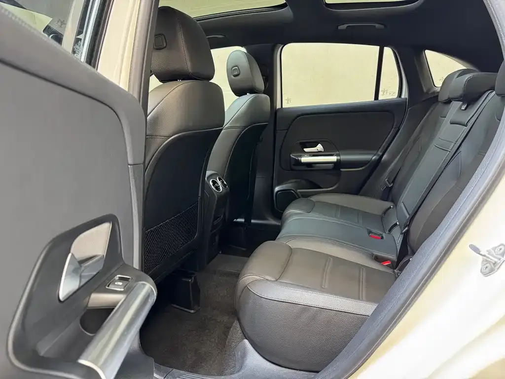 Mercedes-Benz GLA — фото 2