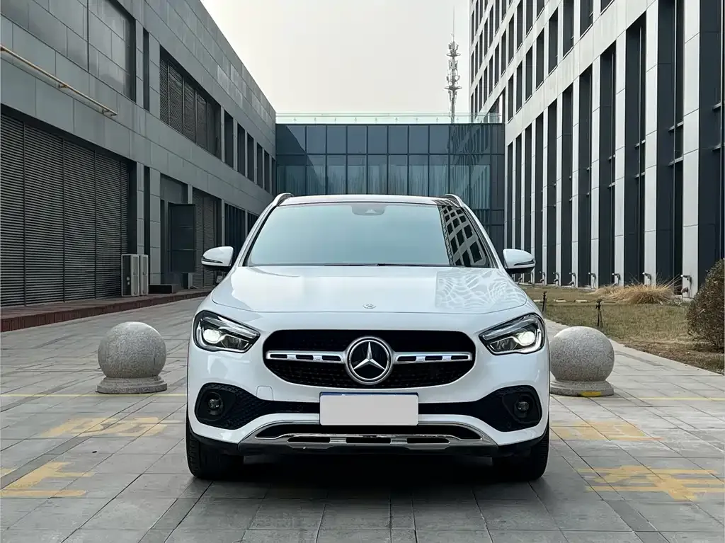 Mercedes-Benz GLA — фото 2