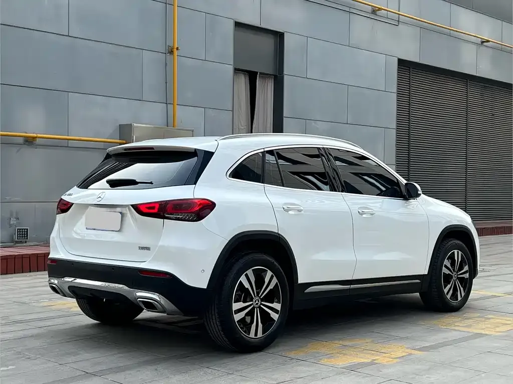 Mercedes-Benz GLA — фото 9