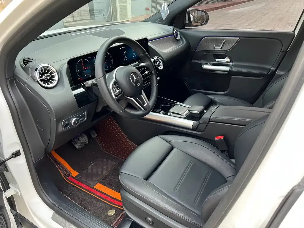 Mercedes-Benz GLA — фото 10