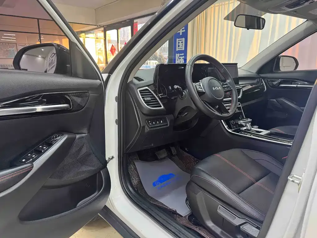 Kia KX3 — фото 7