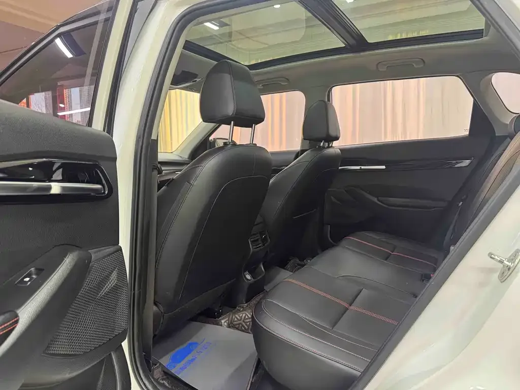 Kia KX3 — фото 9