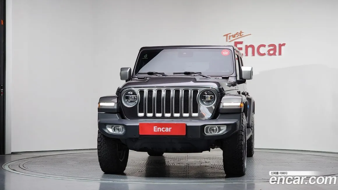 Jeep Wrangler — фото 2