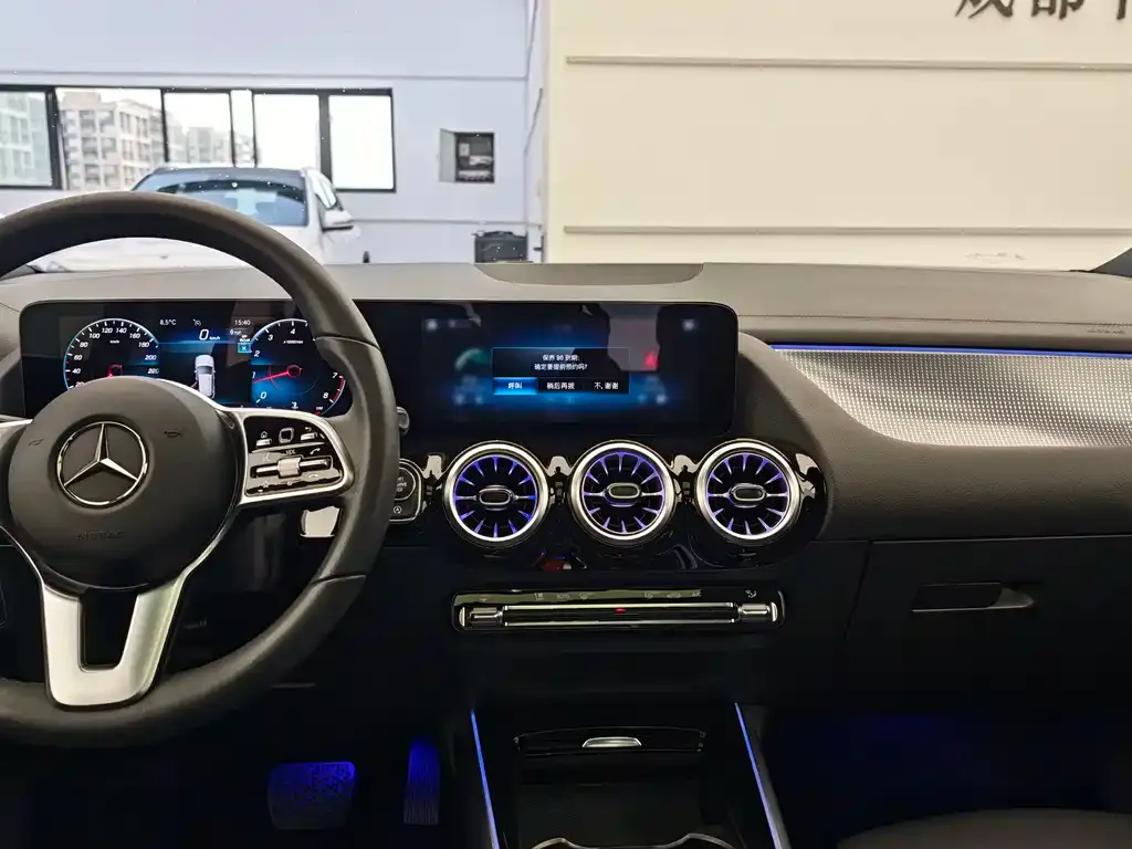 Mercedes-Benz GLA — фото 4