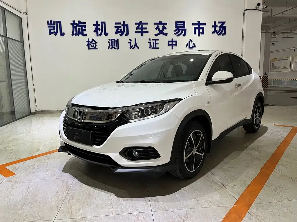 Honda Vezel — фото 1