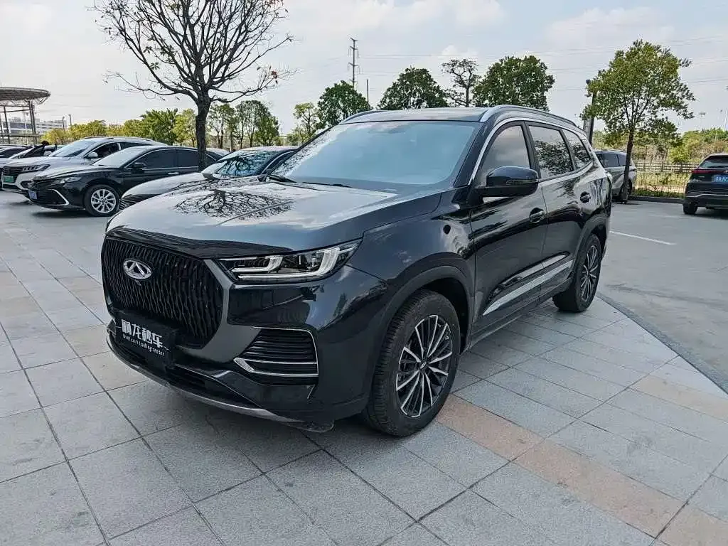 Chery Tiggo 8 — фото 1