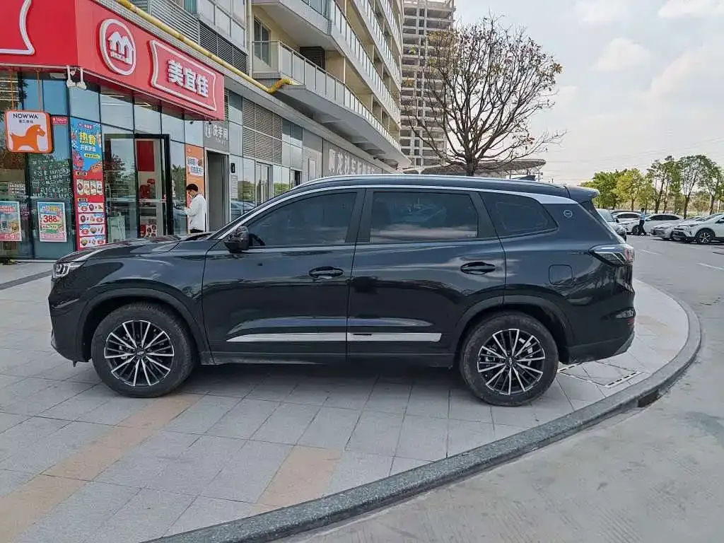 Chery Tiggo 8 — фото 8