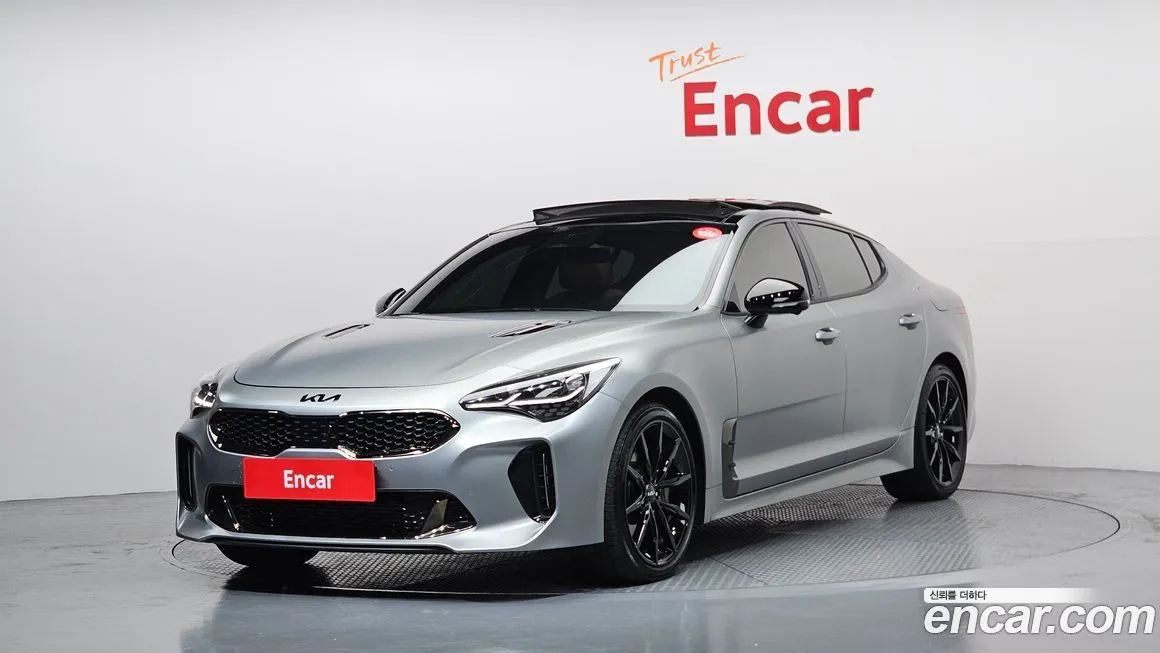 Kia Stinger — фото 1