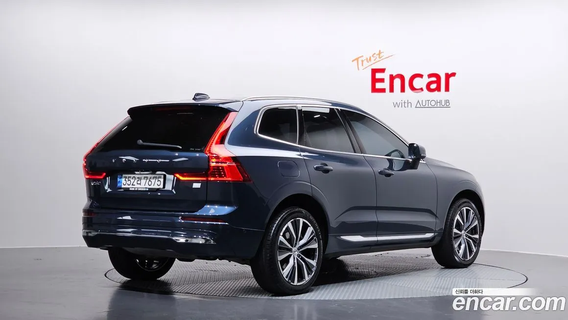 Volvo XC60 — фото 6