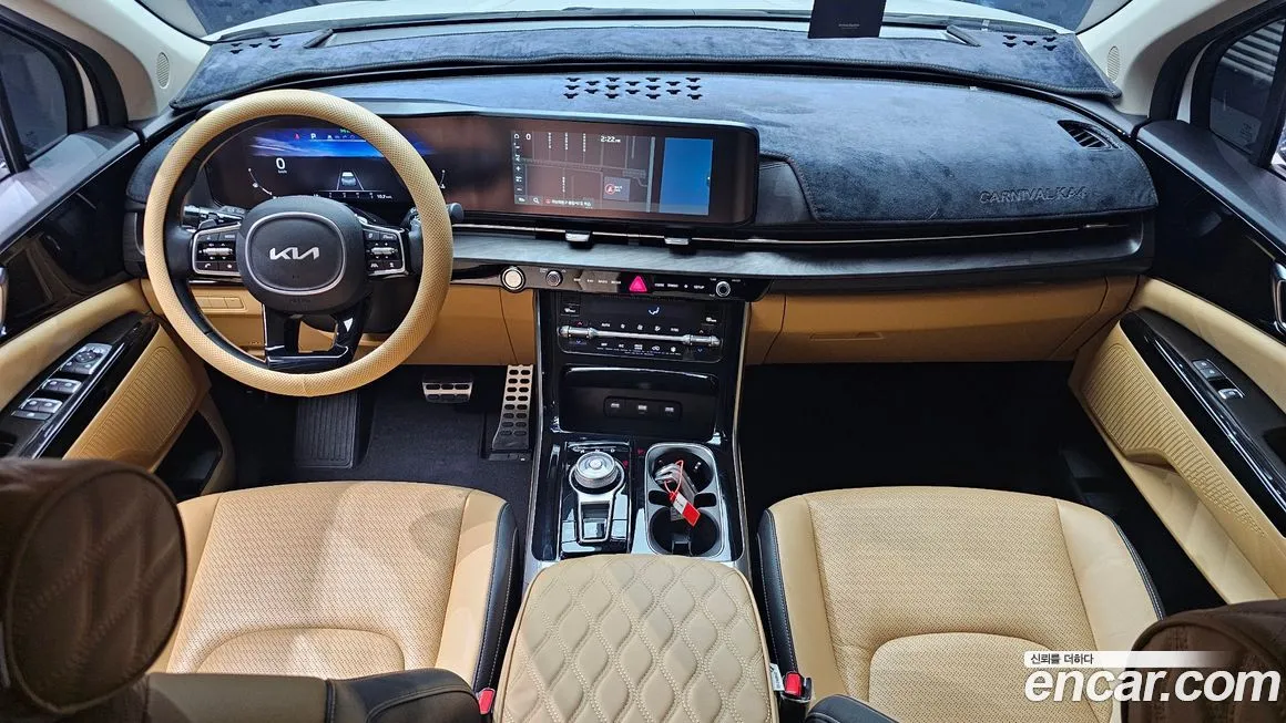 Kia Carnival — фото 10