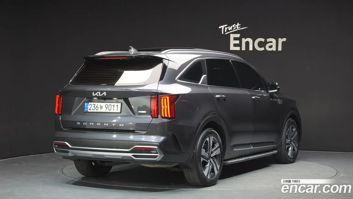 Kia Sorento — фото 6