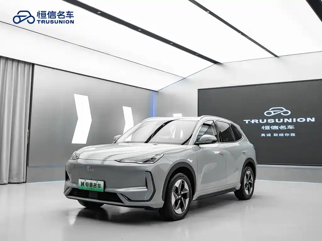 Geely Galaxy E5 — фото 1