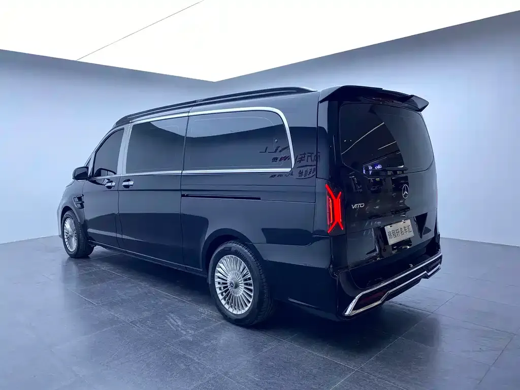 Mercedes-Benz Vito — фото 10