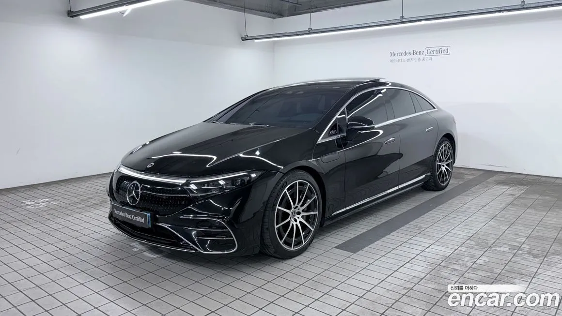 Mercedes-Benz EQS — фото 1