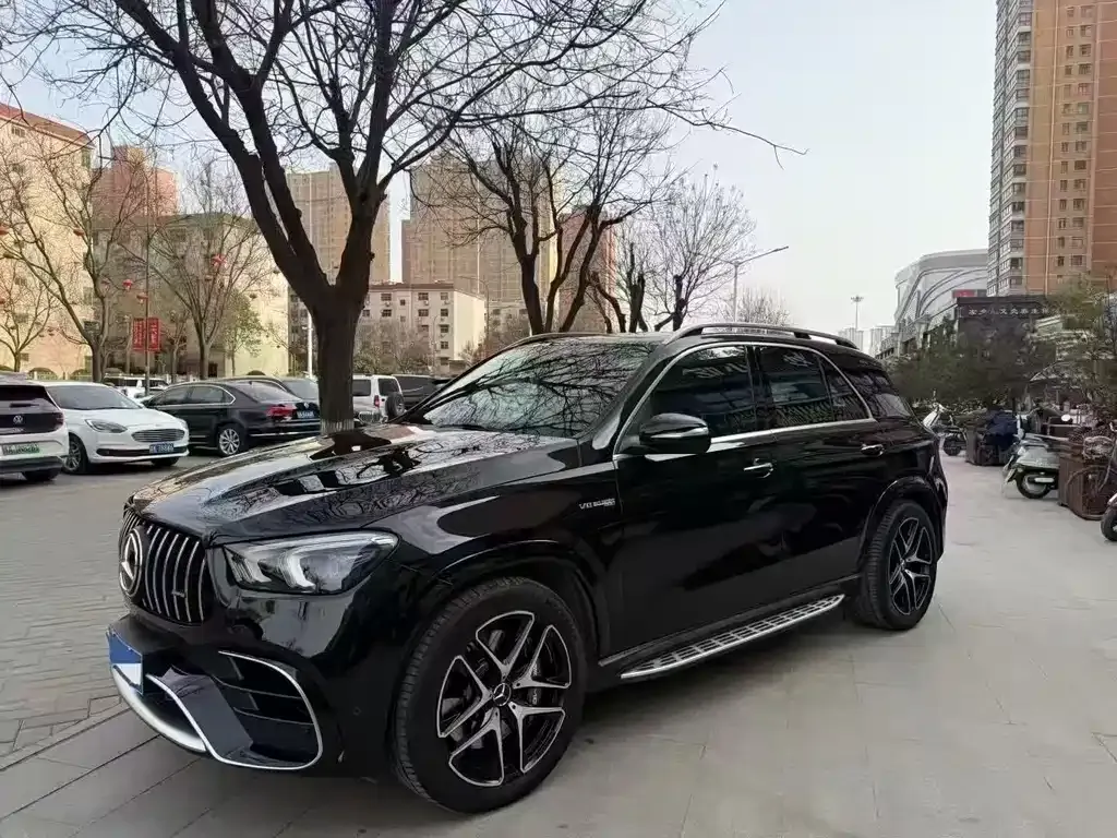 Mercedes-Benz GLE AMG — фото 1
