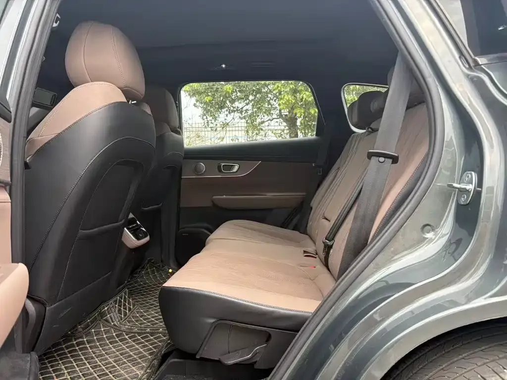 Chery Tiggo 8 PLUS — фото 7