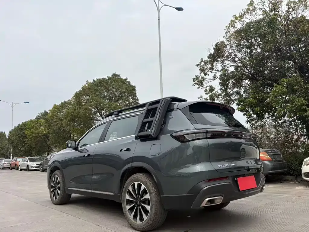 Chery Tiggo 8 PLUS — фото 9