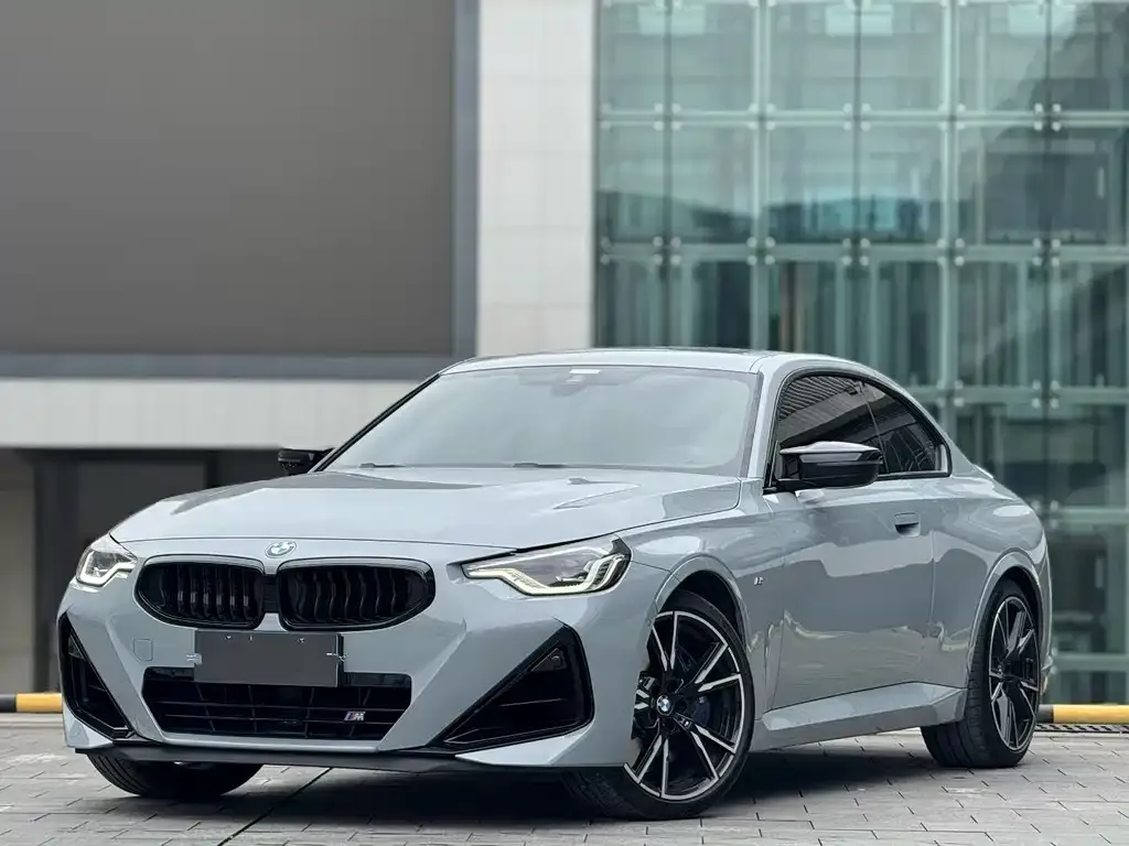 BMW M240i — фото 1