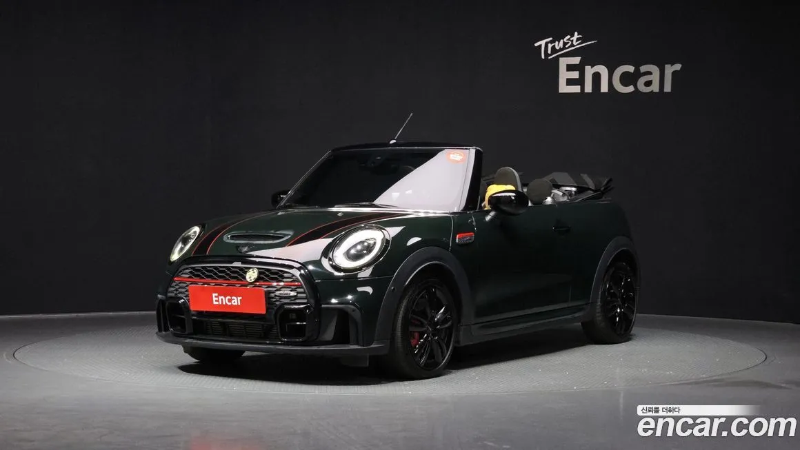 Mini Cooper Convertible — фото 1