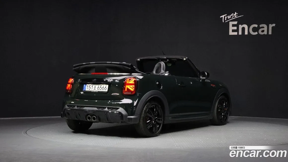 Mini Cooper Convertible — фото 2