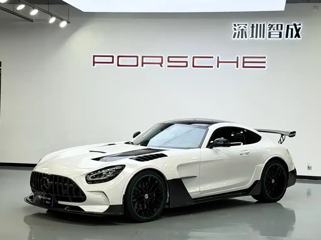 Mercedes-Benz AMG GT — фото 1