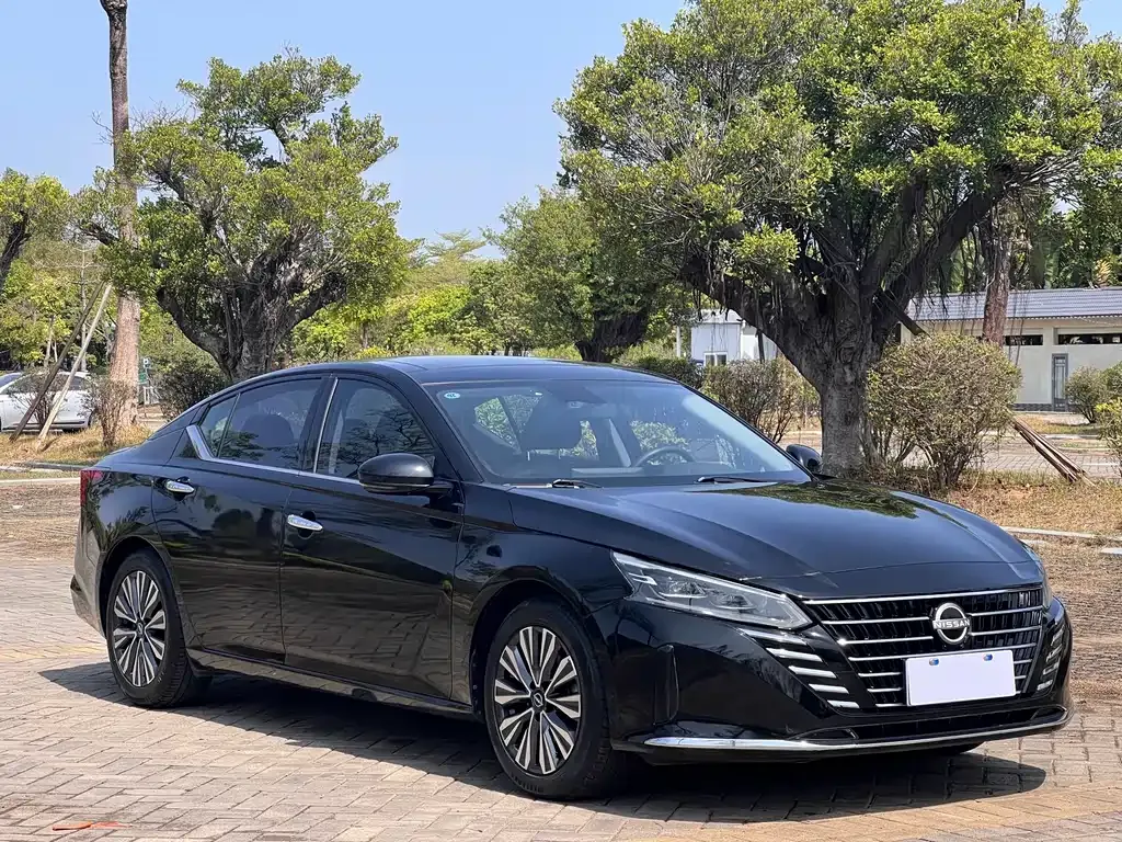 Nissan Teana — фото 8