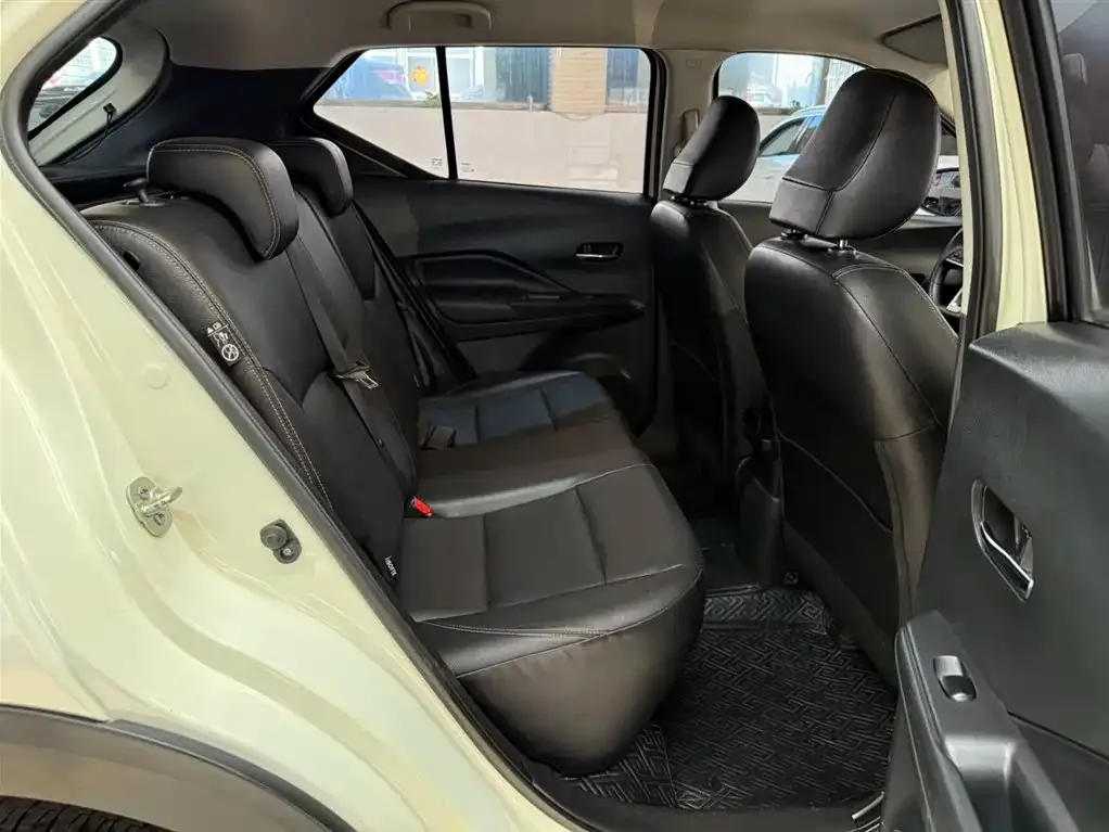 Nissan Kicks — фото 8