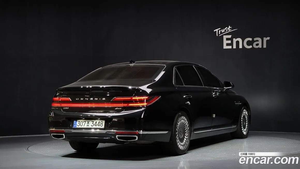 Genesis G90 — фото 9