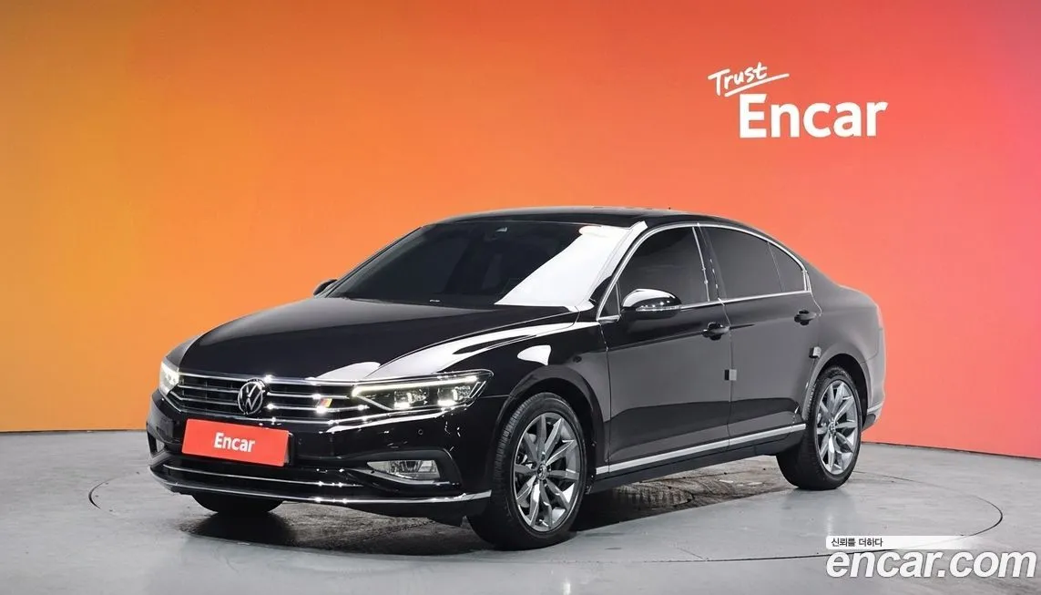 Volkswagen Passat — фото 1
