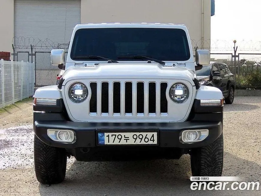 Jeep Wrangler — фото 3