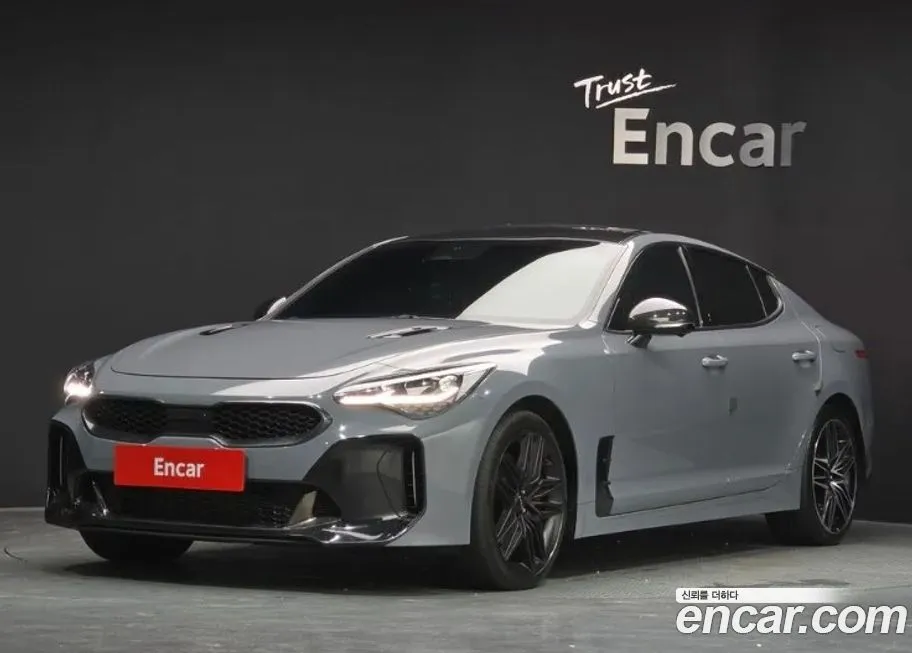 Kia Stinger — фото 1