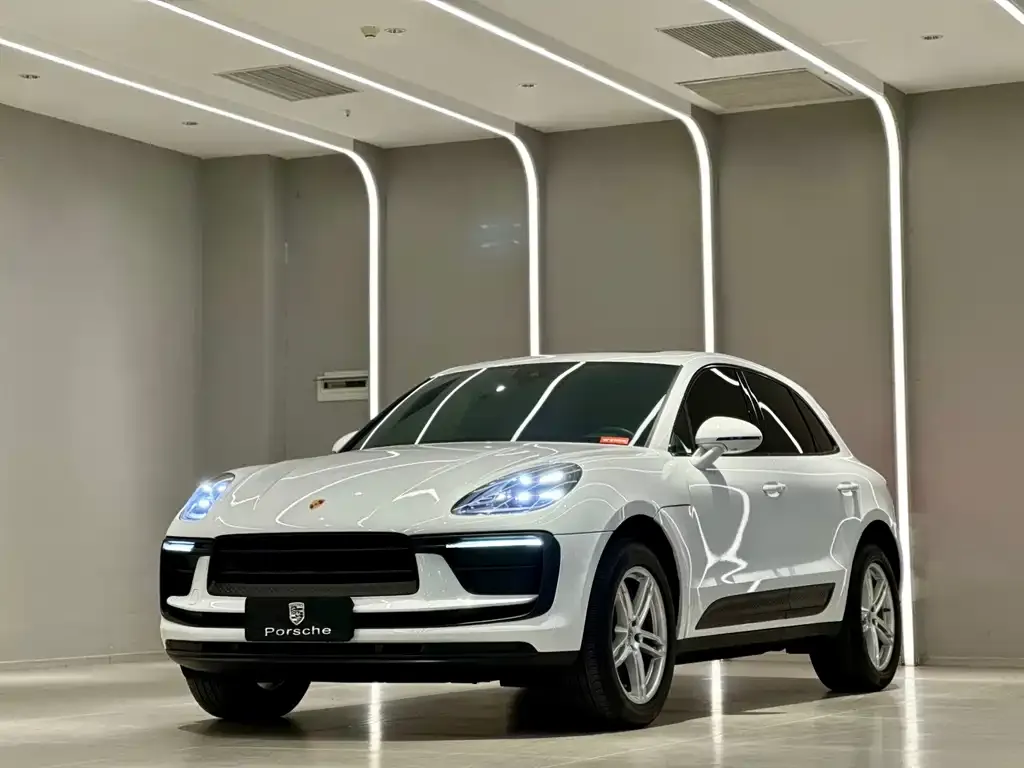 Porsche Macan — фото 1