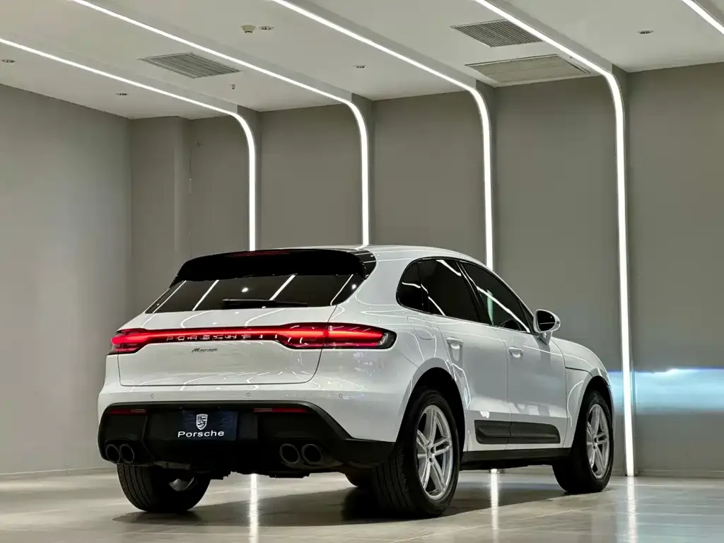 Porsche Macan — фото 7