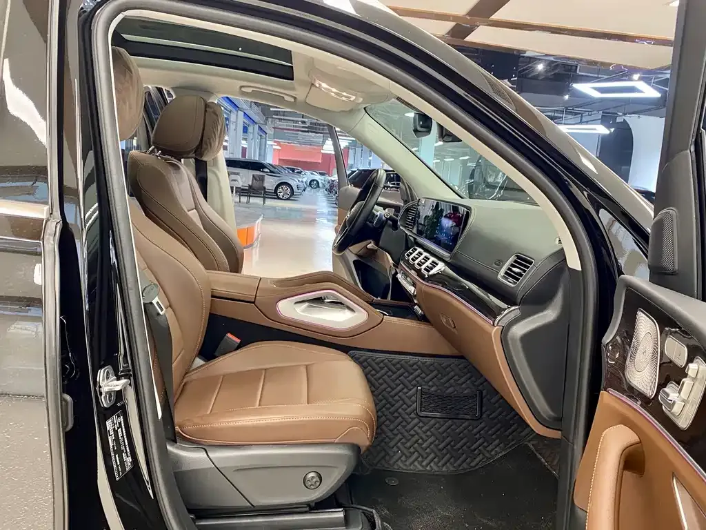 Mercedes-Benz GLE — фото 7