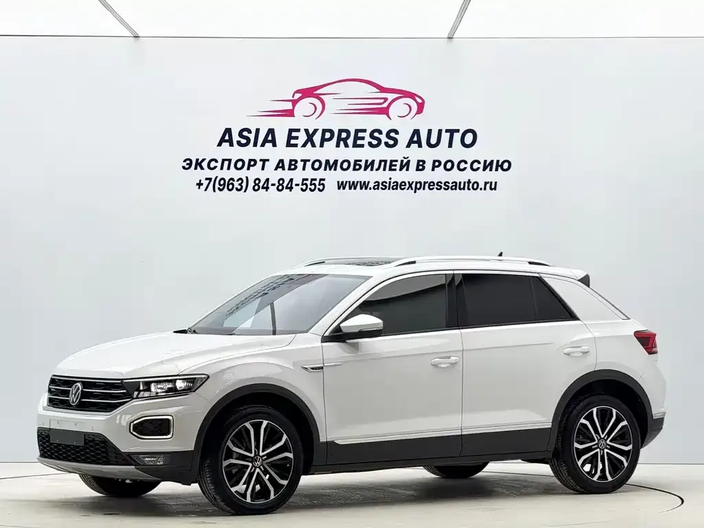 Volkswagen T-Roc — фото 1
