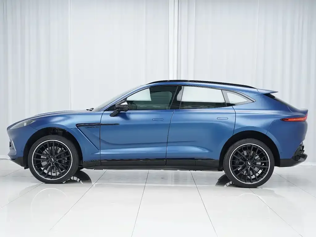 Aston Martin DBX — фото 3