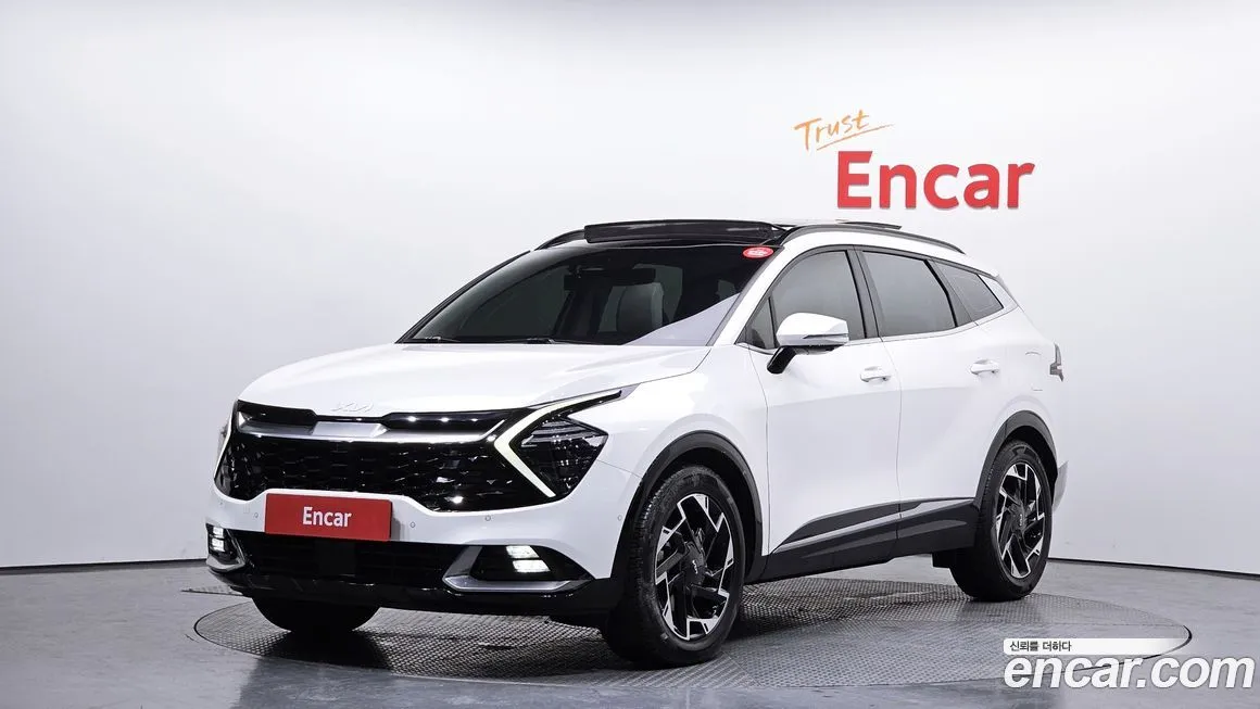 Kia Sportage — фото 1