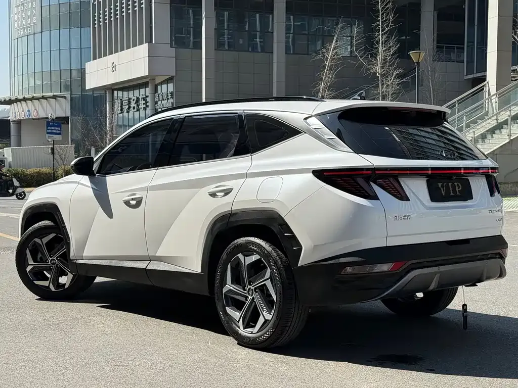 Hyundai Tucson — фото 7