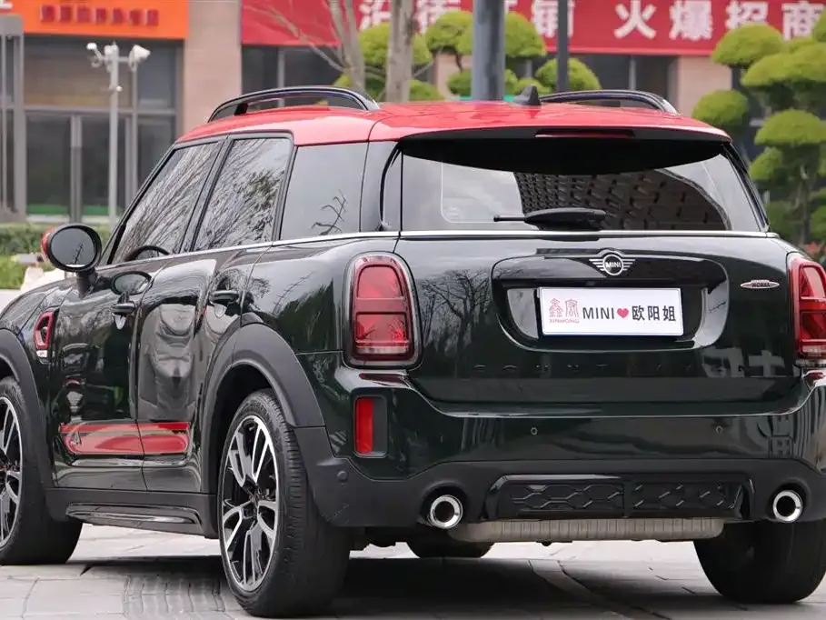 MINI Countryman JCW — фото 10